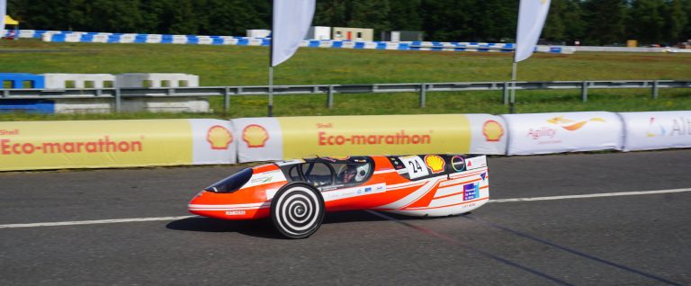 NEMO beim Shell Eco-marathon Wettbewerbsfahrzeug NEMO von High Efficiency Karlsruhe beim Shell Eco-marathon